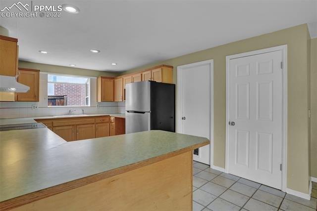 Collier Ave, Colorado Springs, CO 80909