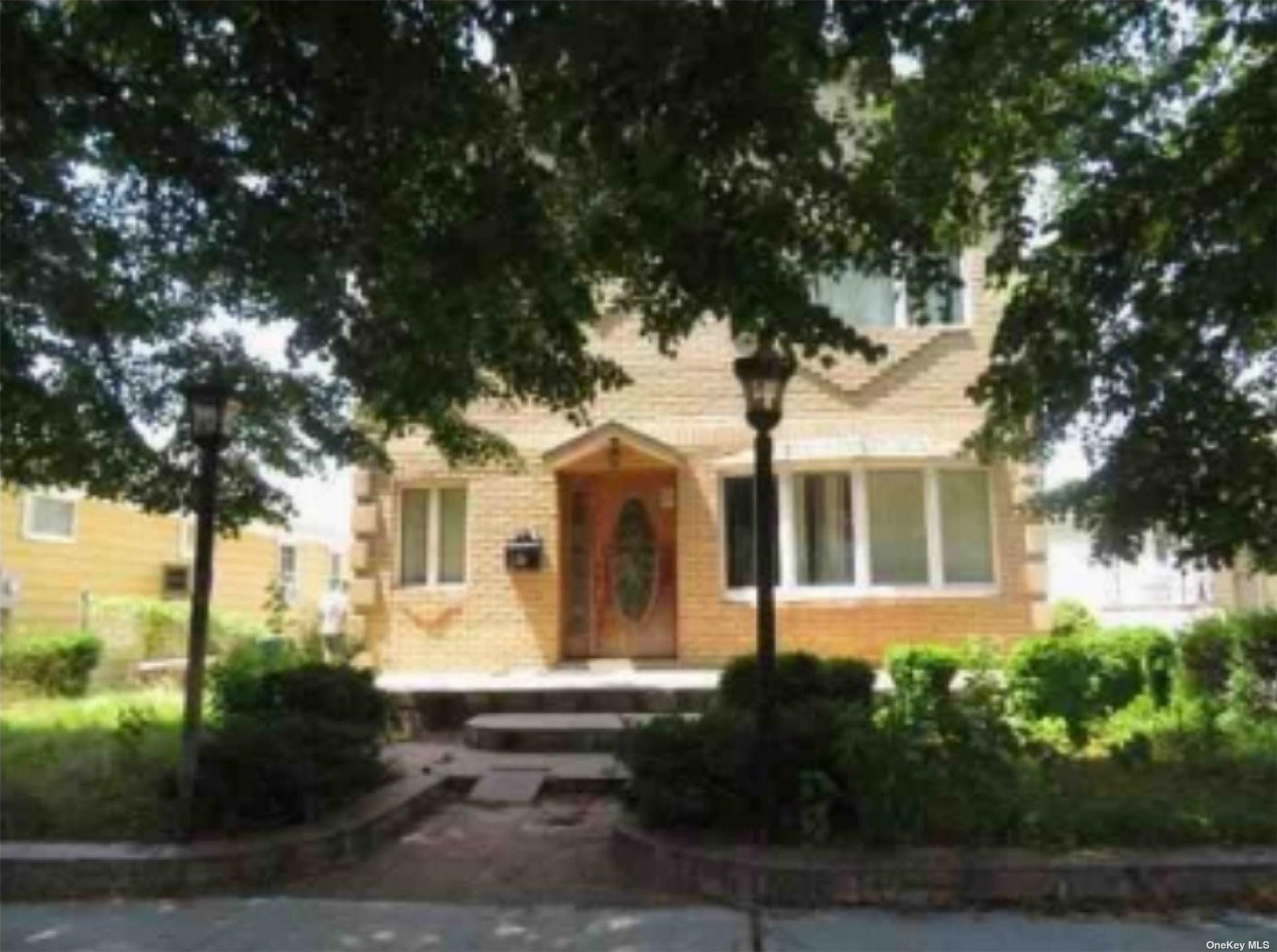 Parsons Blvd, Whitestone, NY 11357