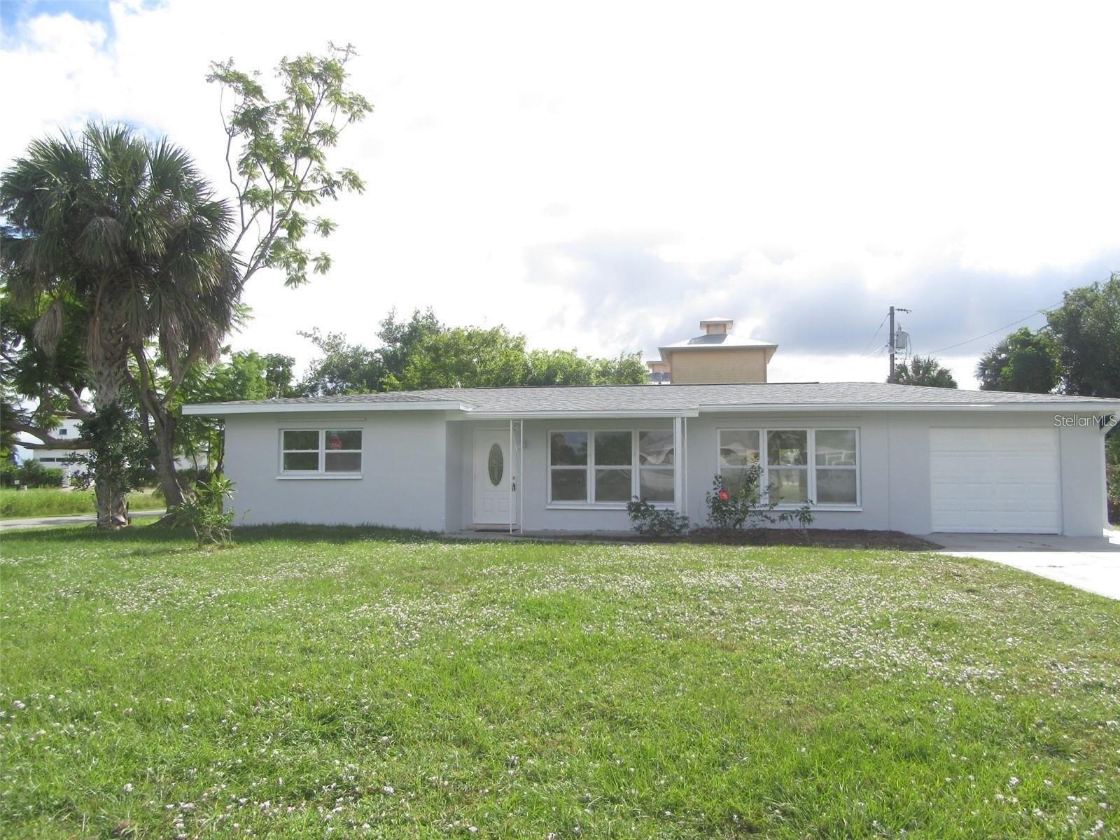 Whitman Ave, Punta Gorda, FL 33983