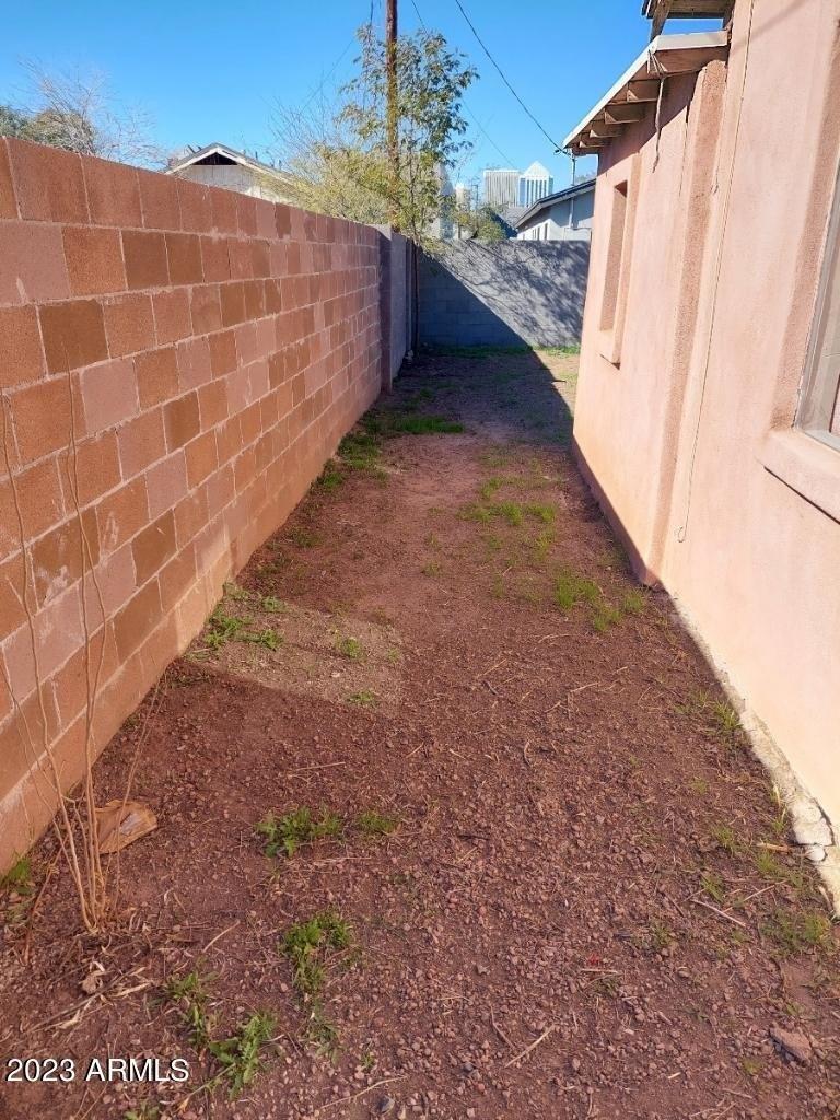 E Clarendon Ave, Phoenix, AZ 85012