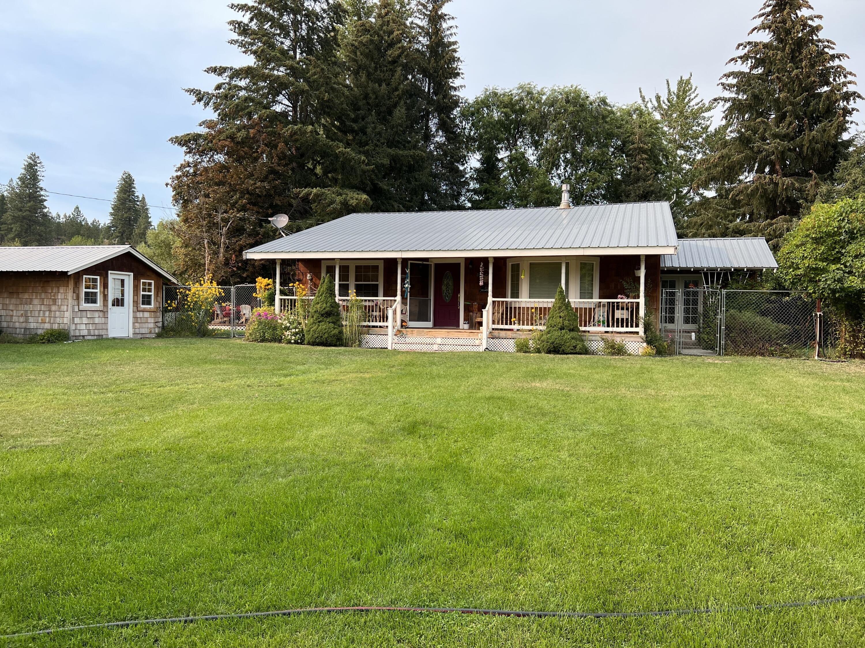 Old Blacks Beach Rd, Republic, WA 99166