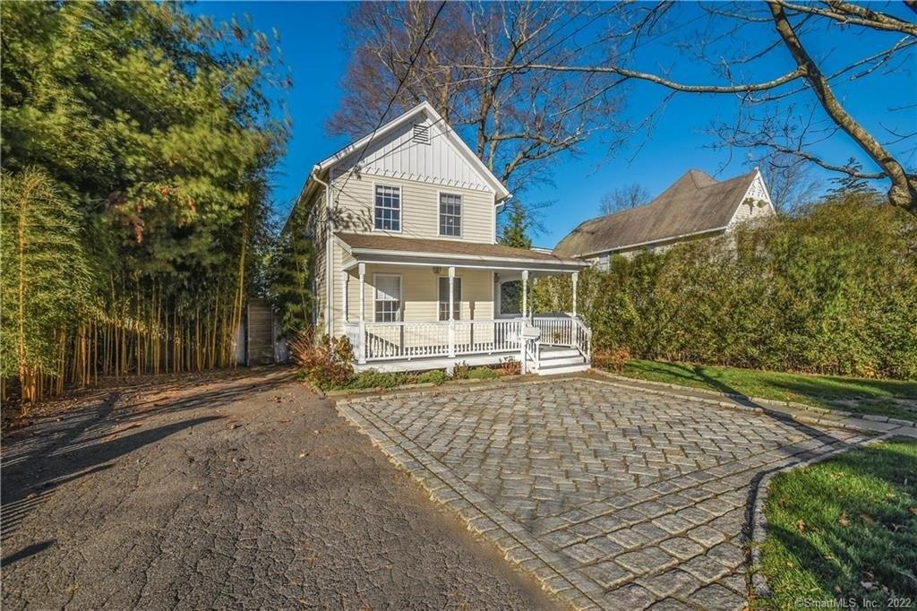 East Ave, New Canaan, CT 06840