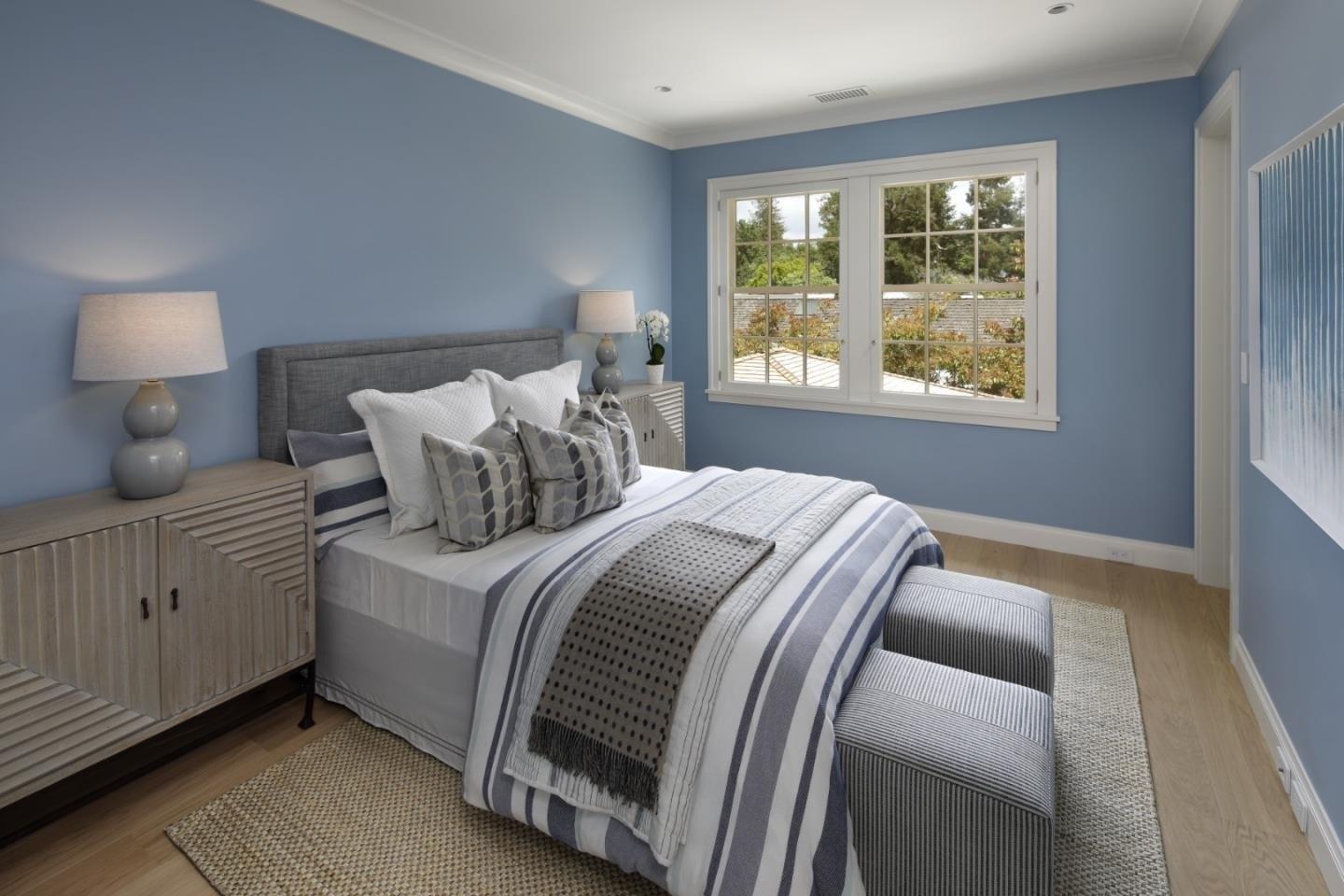 Tuscaloosa Ave, Atherton, CA 94027
