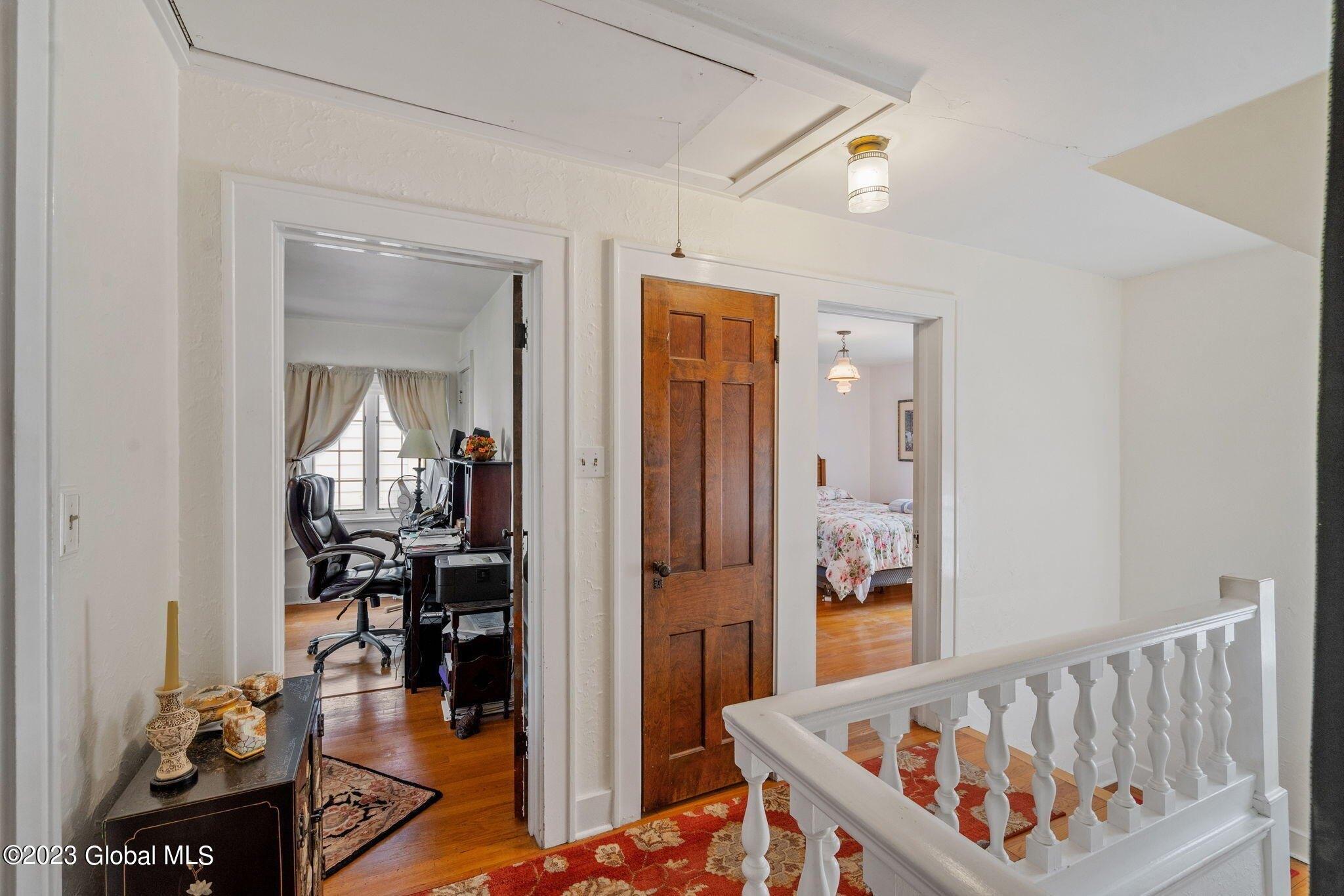 Wright Ave, Schenectady, NY 12309