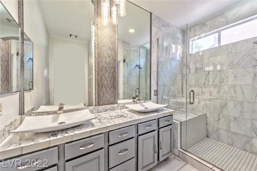 Gannett Peak St, Henderson, NV 89012