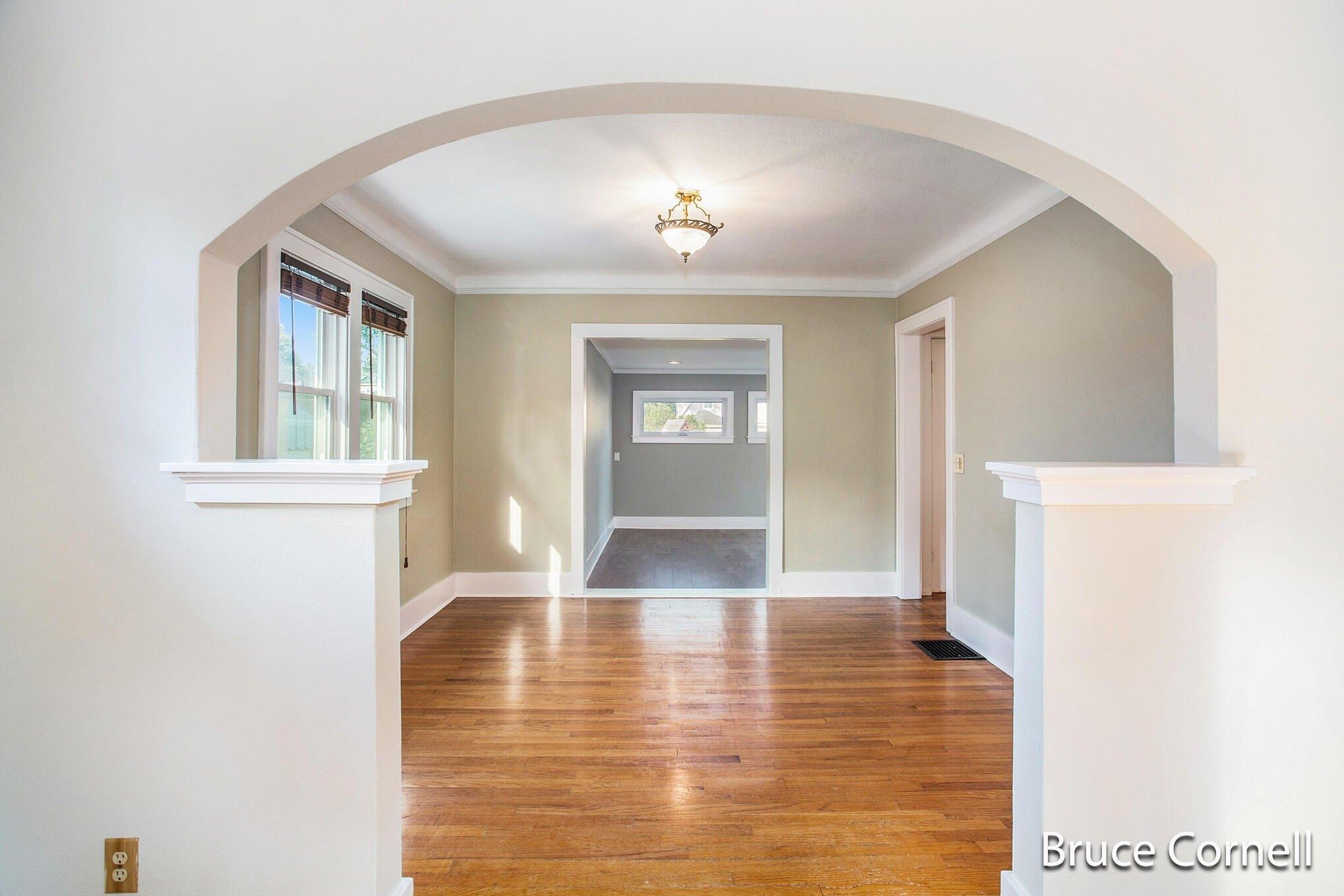 Paris Ave Se, Grand Rapids, MI 49507