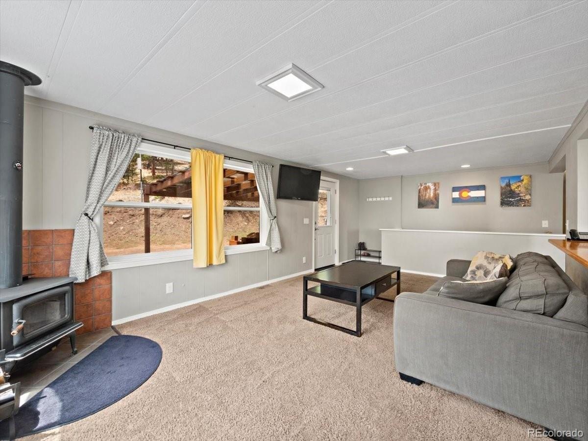 Lillis Ln, Golden, CO 80403