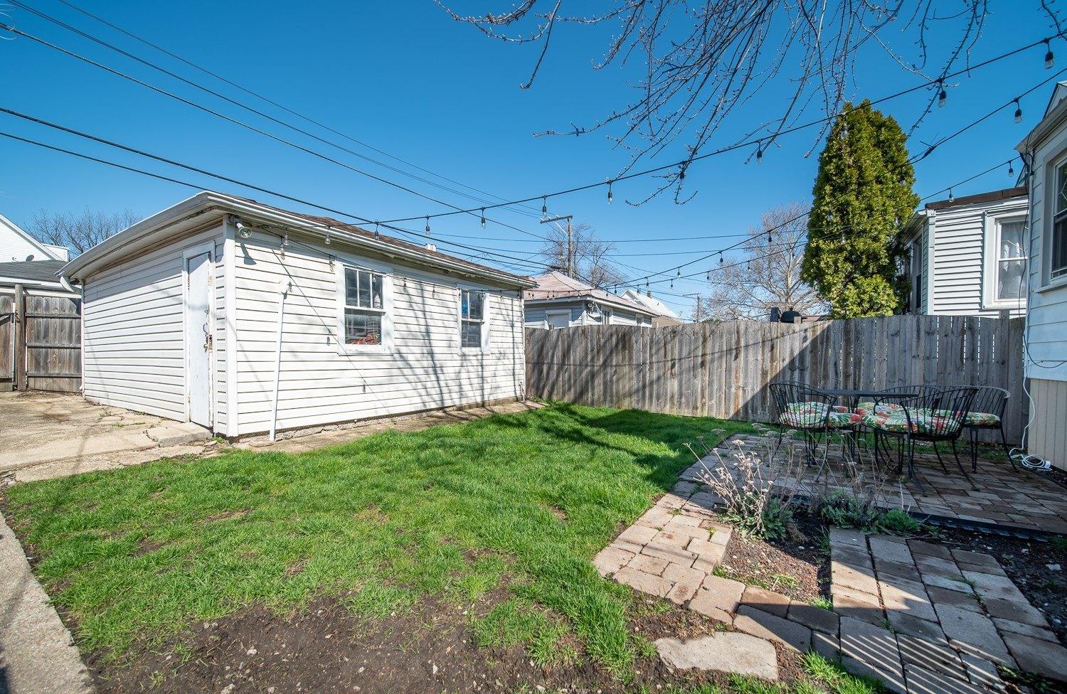 N Laporte Ave, Chicago, IL 60639