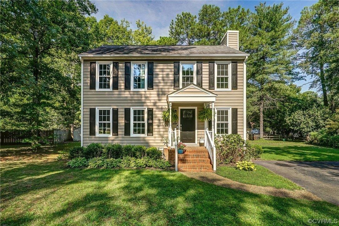 Rollingwood Ln, Glen Allen, VA 23060