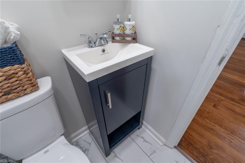 Century Dr, Portsmouth, VA 23701