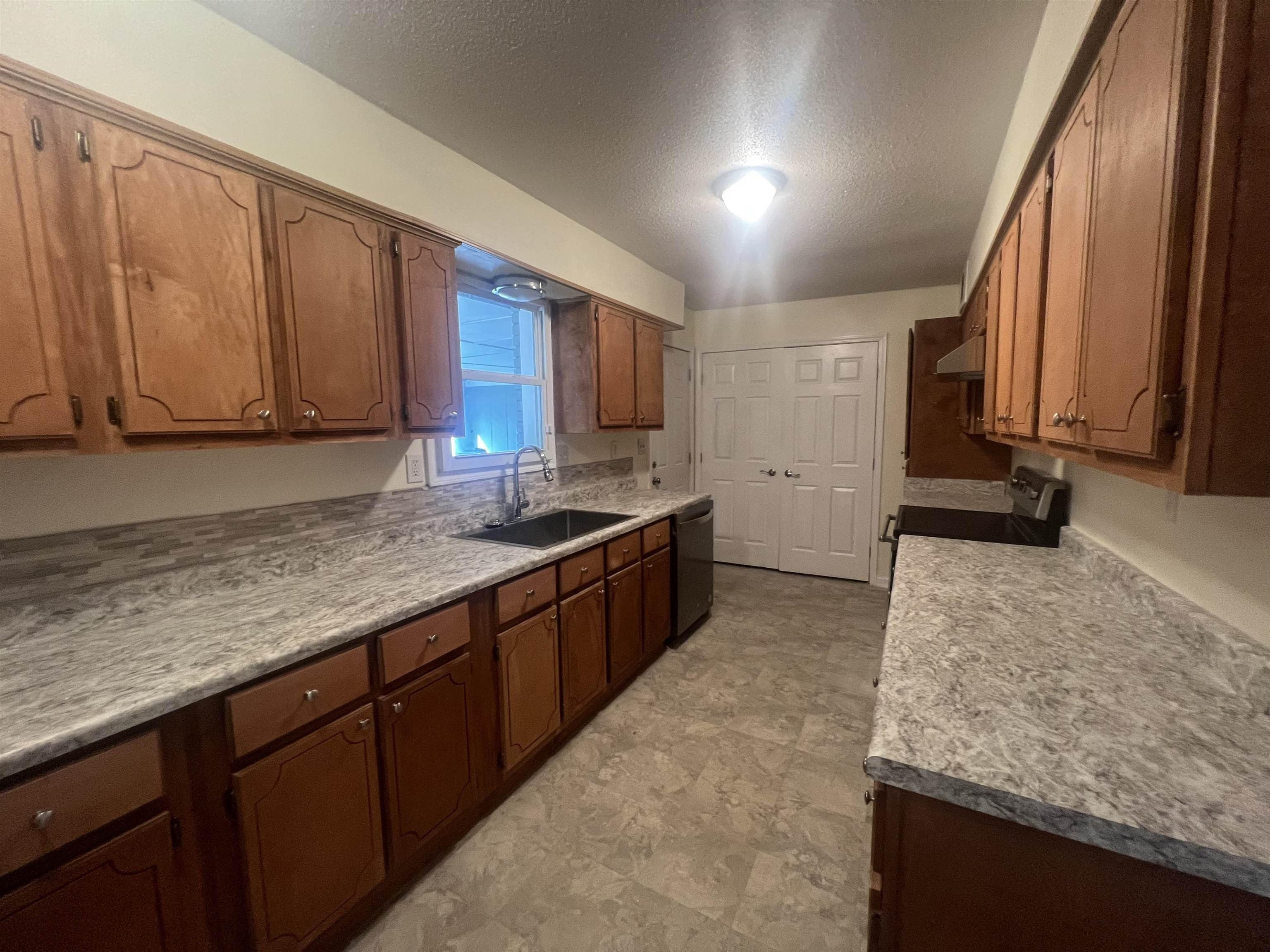 Palm St, Memphis, TN 38127