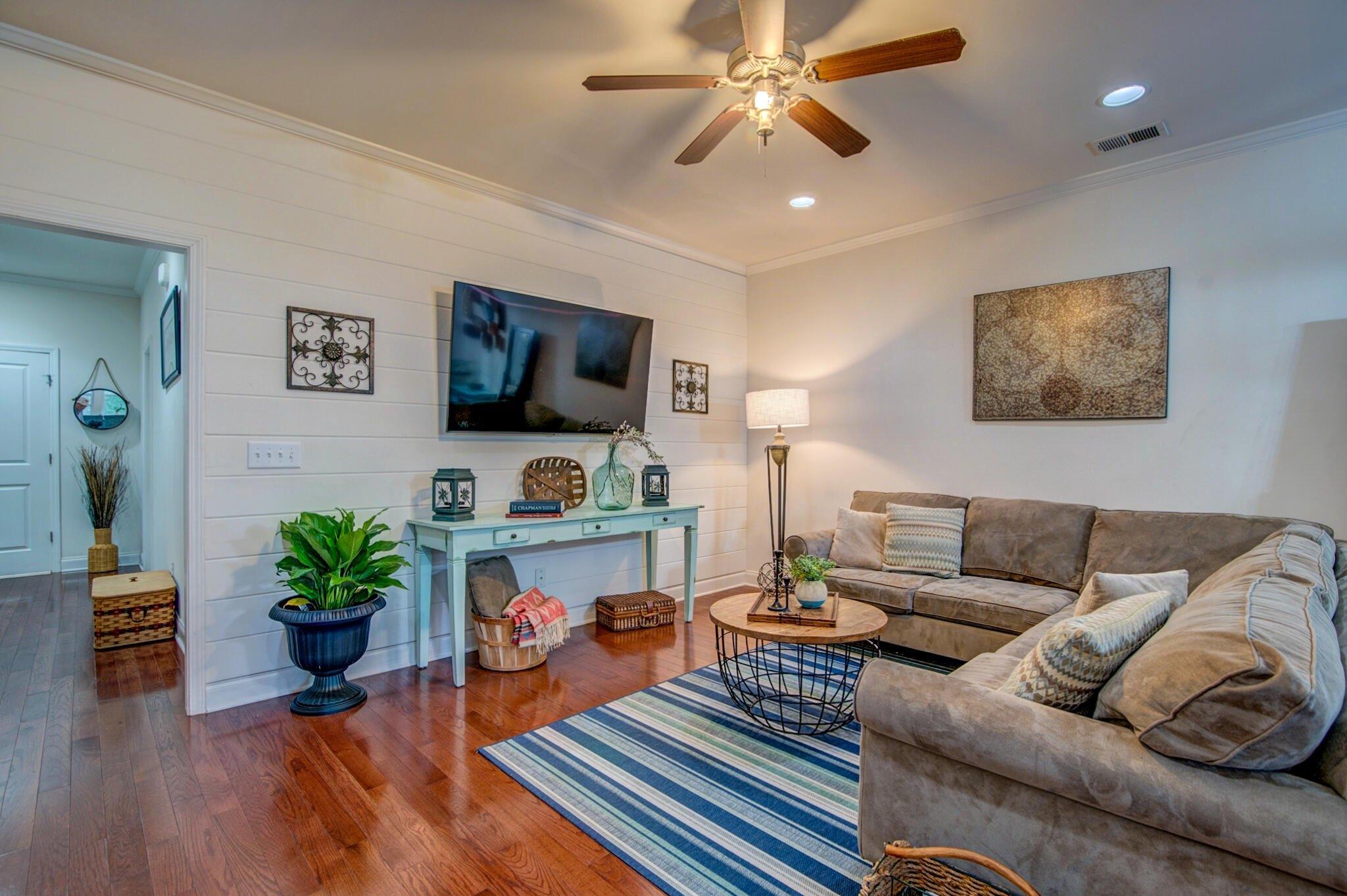 Dingle Rd, Mount Pleasant, SC 29466