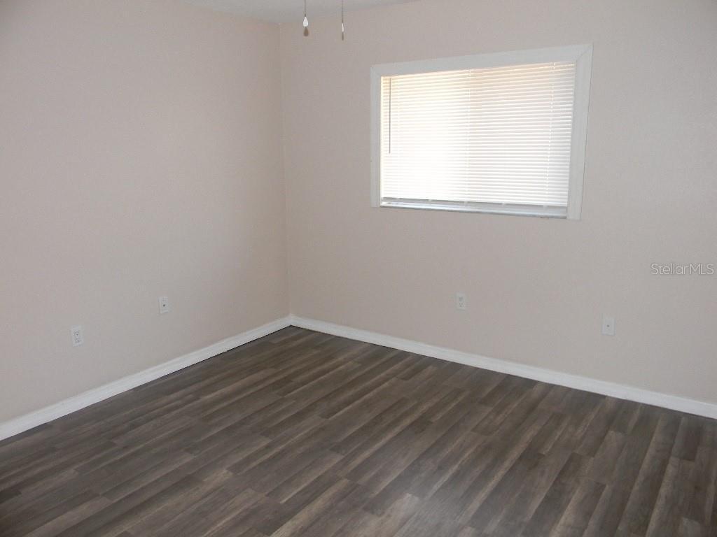 Bacon Ave, Sarasota, FL 34232