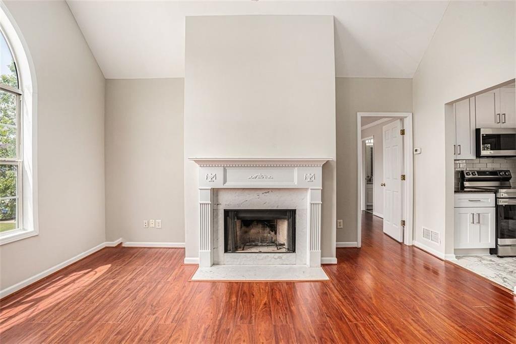 Cumberland Creek Pl Sw, Marietta, GA 30008