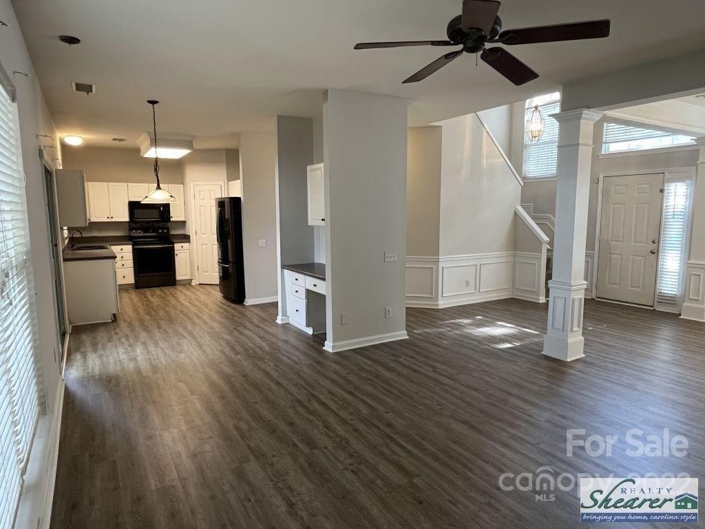 Elderslie Dr, Charlotte, NC 28269