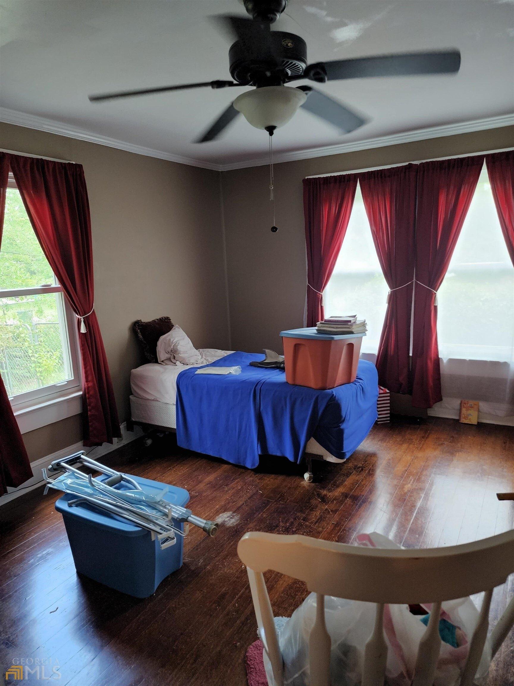 Elizabeth St, Commerce, GA 30529
