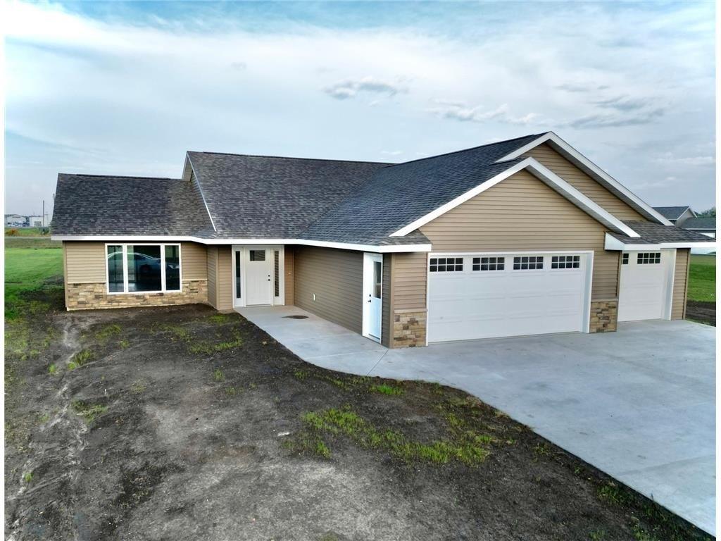 Bucknell Ct, Spring Valley, MN 55975