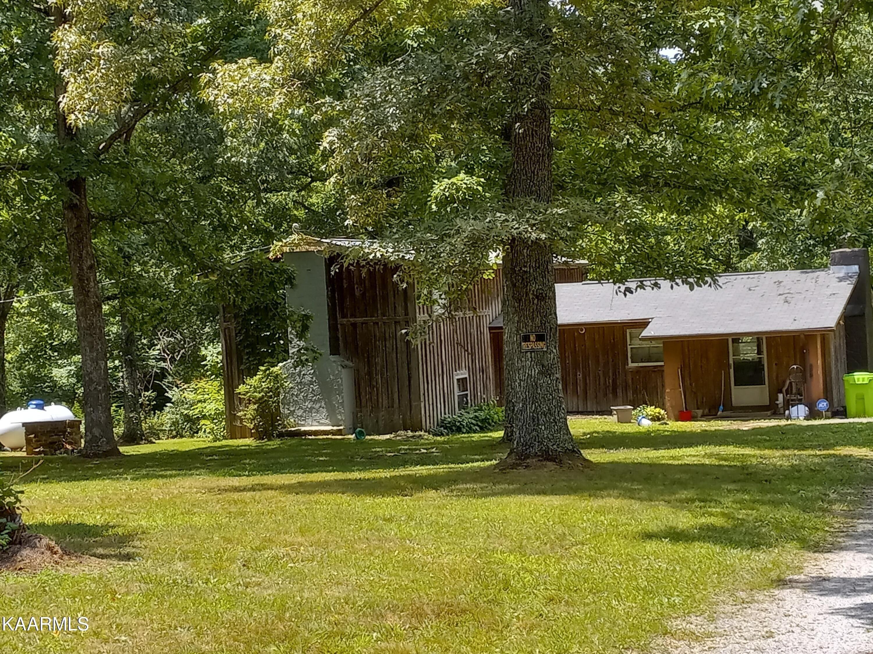 Tom Welch Rd, Crossville, TN 38571