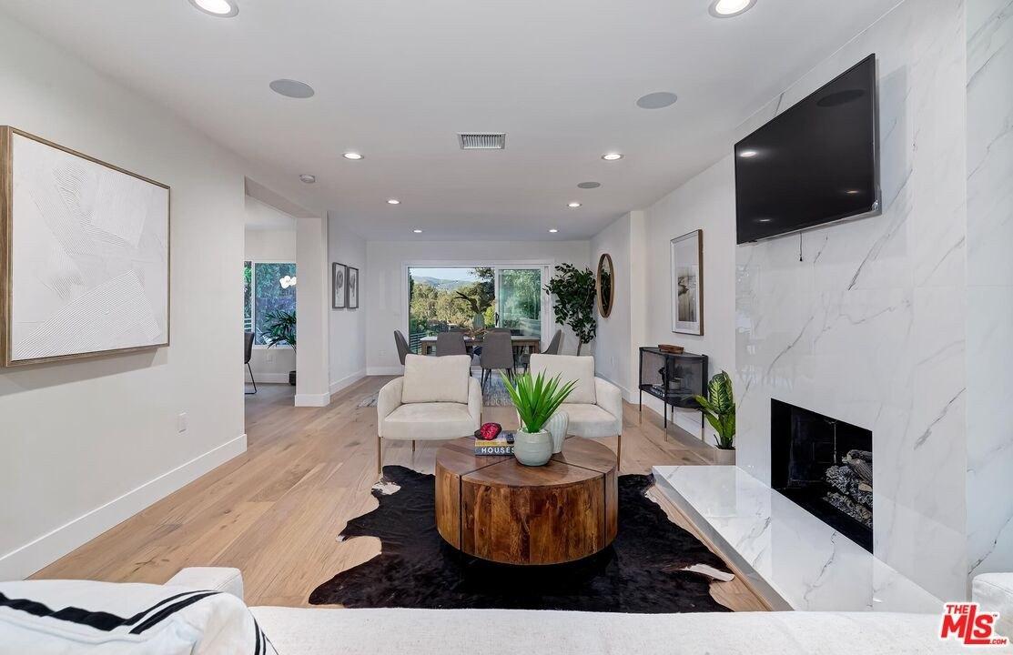 De Pauw St, Pacific Palisades, CA 90272