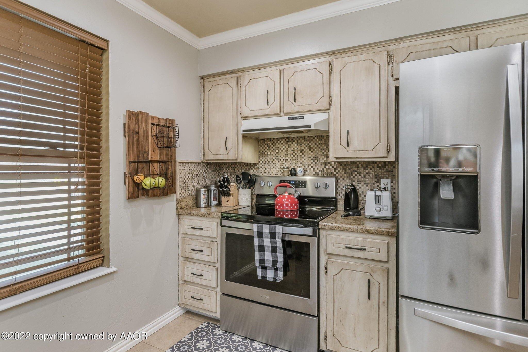 Alpine Ln, Amarillo, TX 79109