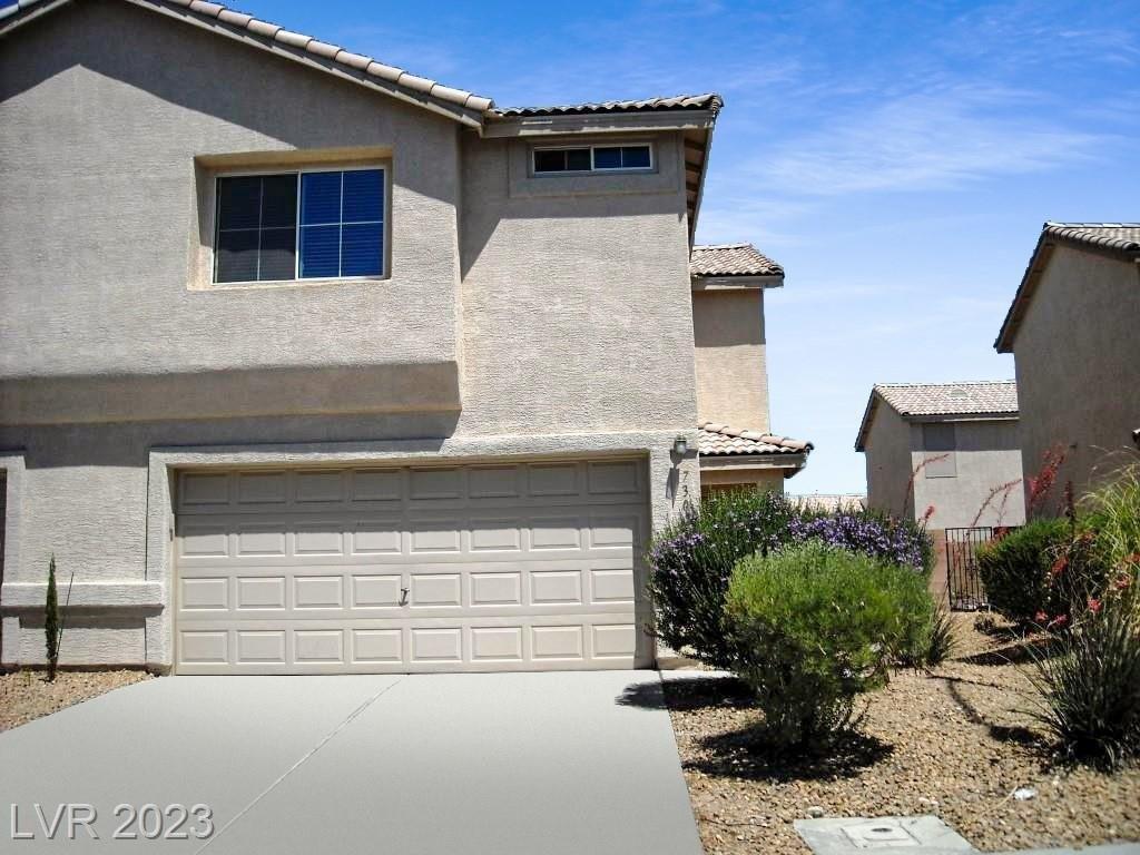 Peregrine Falcon St, Henderson, NV 89015