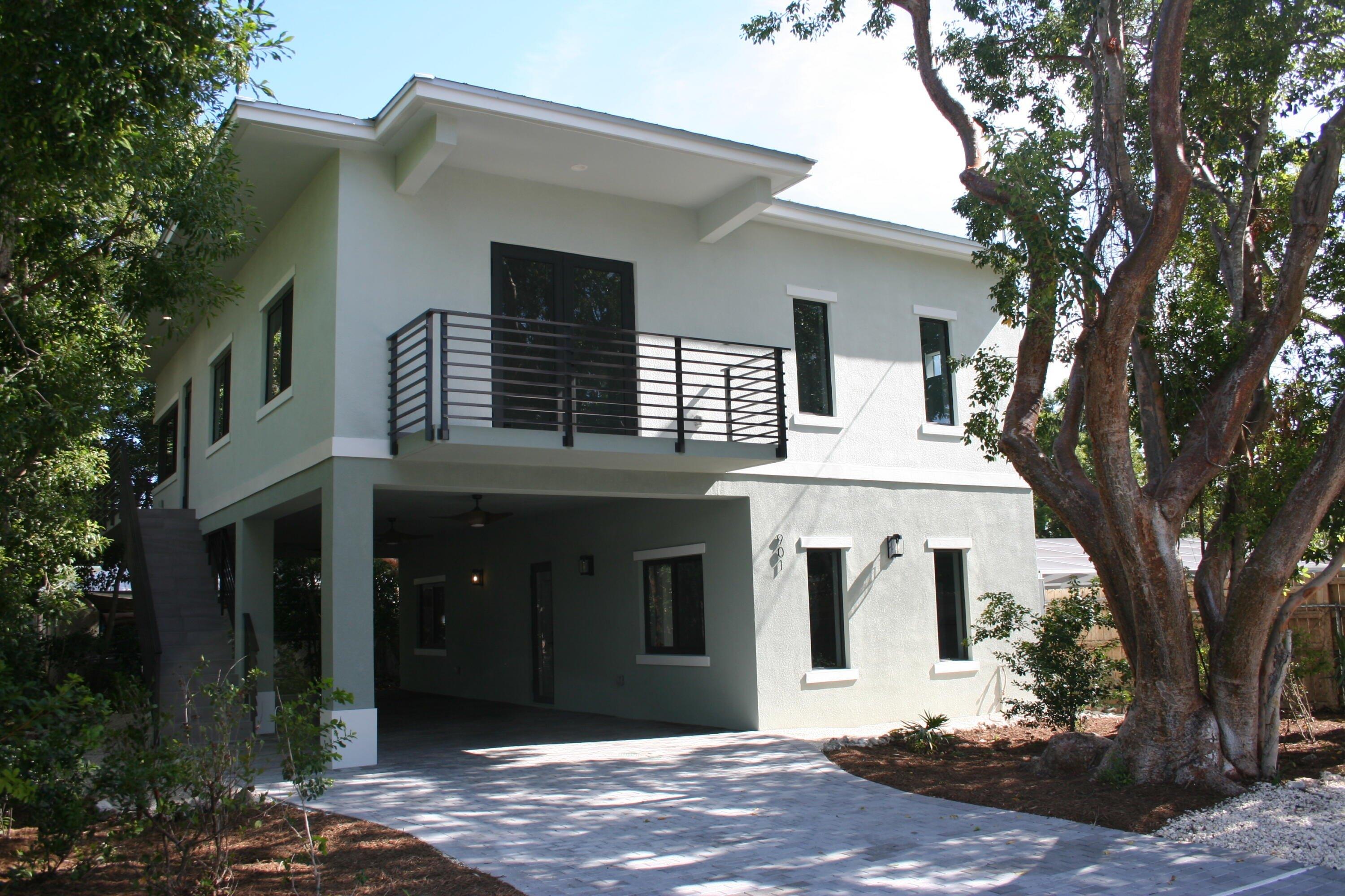 Estall St, Key Largo, FL 33037