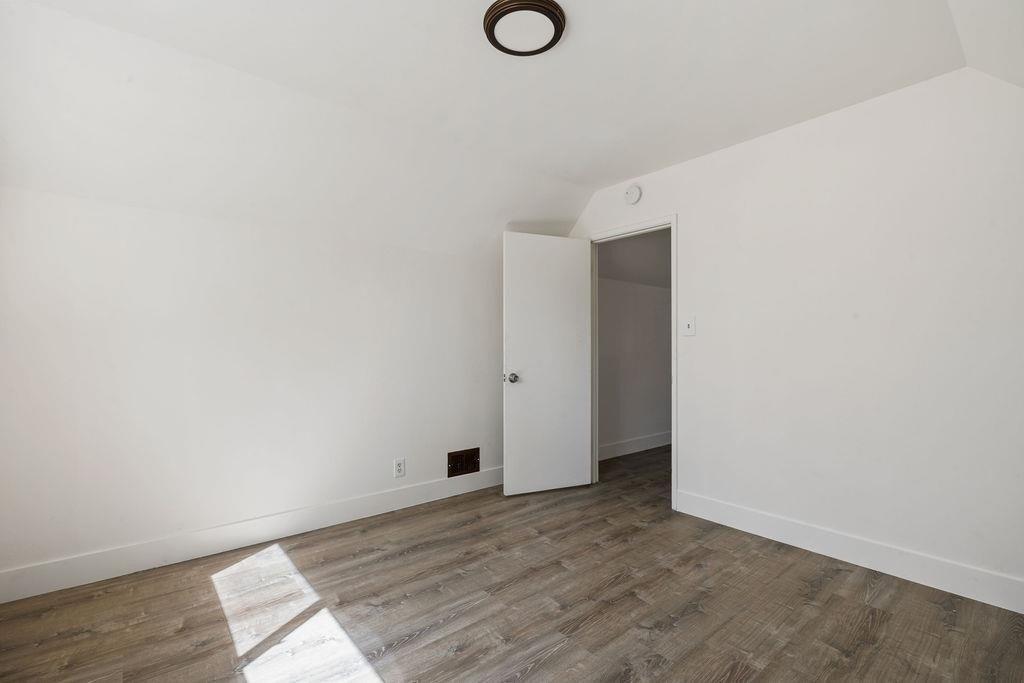 Claridge Dr, Pacifica, CA 94044