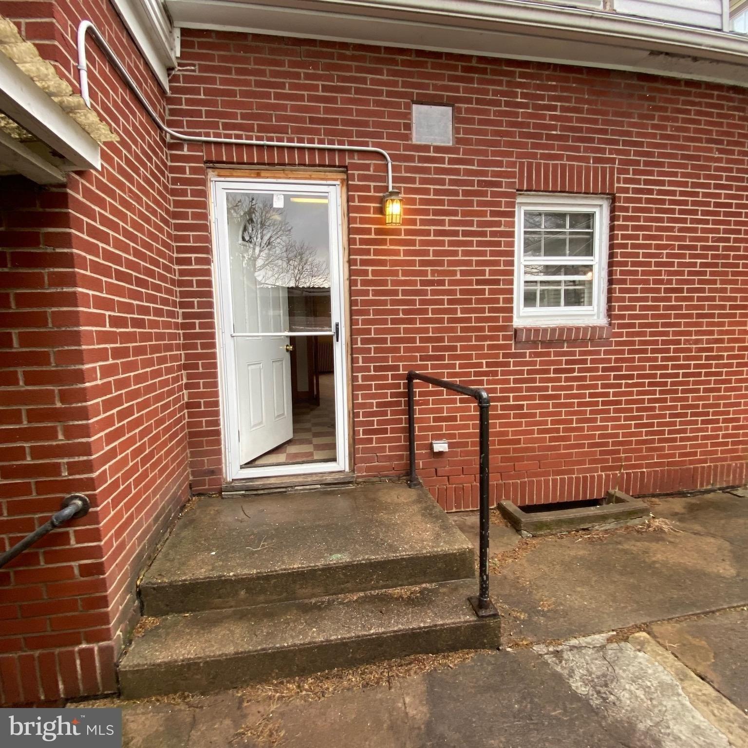 Center St, Millersburg, PA 17061