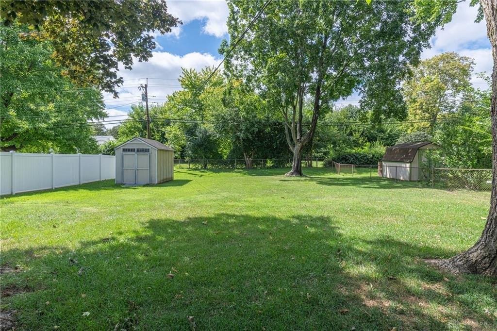 Kingswood Dr, Dayton, OH 45429