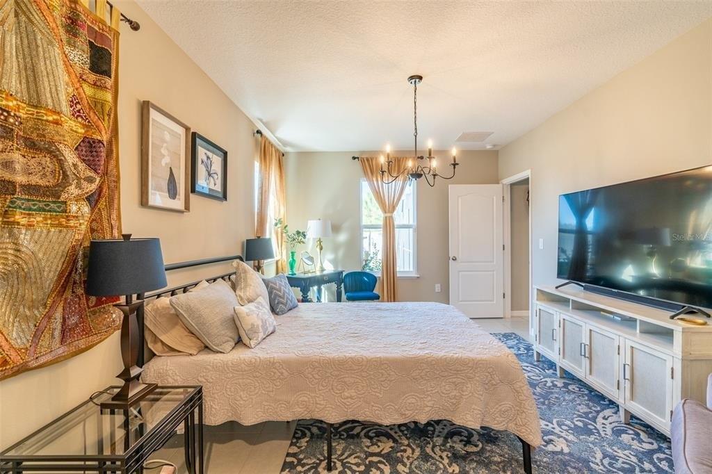 Abby Brooks Cir, Wesley Chapel, FL 33545