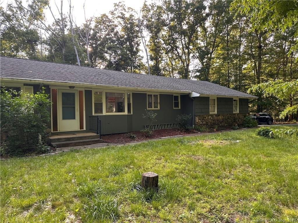Hillyndale Rd, Storrs Mansfield, CT 06268
