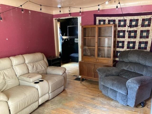 Crosby St Nw, Grand Rapids, MI 49504