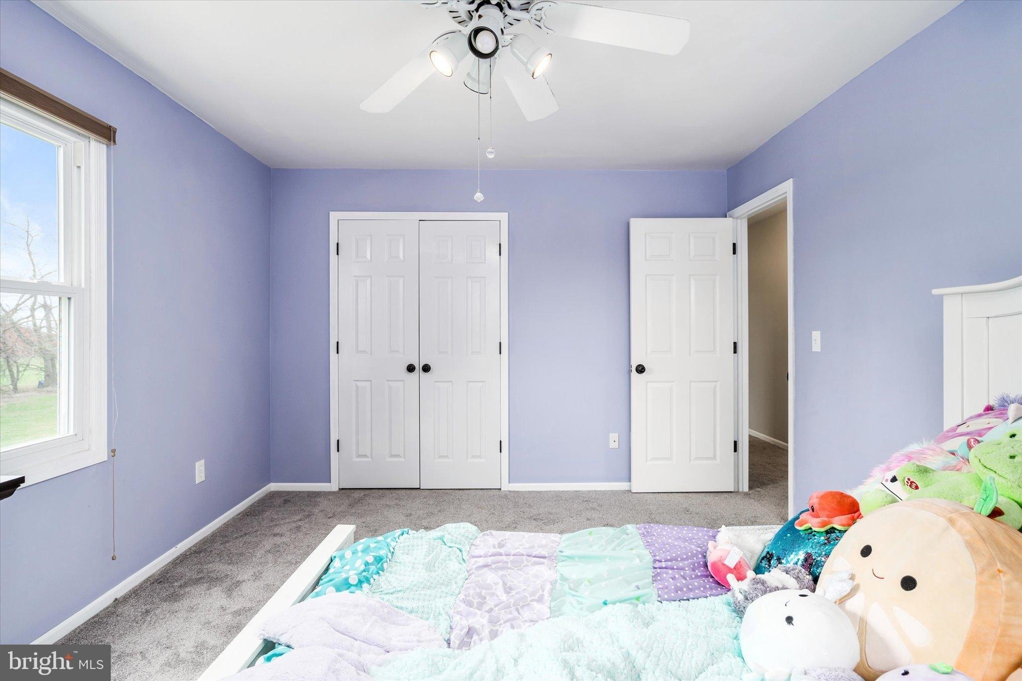 Craig Dr, Columbus, NJ 08022