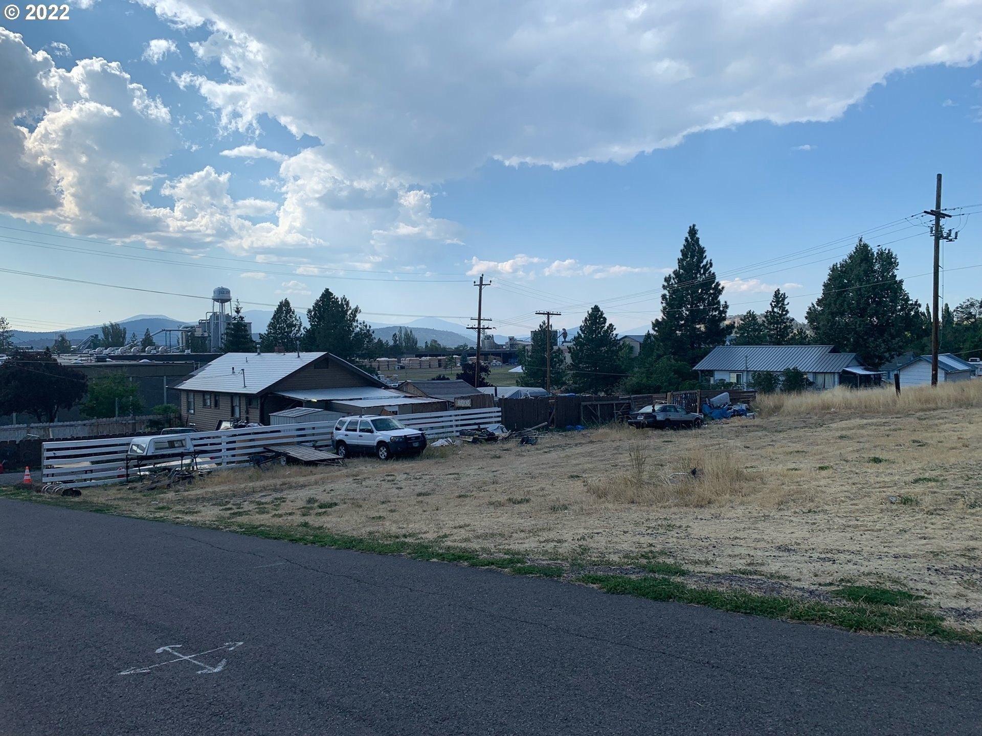 Lakeport Blvd, Klamath Falls, OR 97601