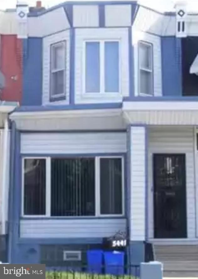 N 11th St, Philadelphia, PA 19141