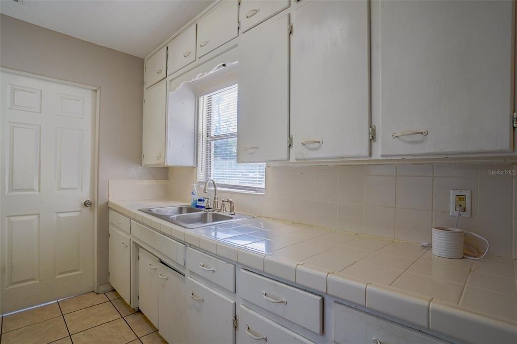 31st St Nw, Winter Haven, FL 33881