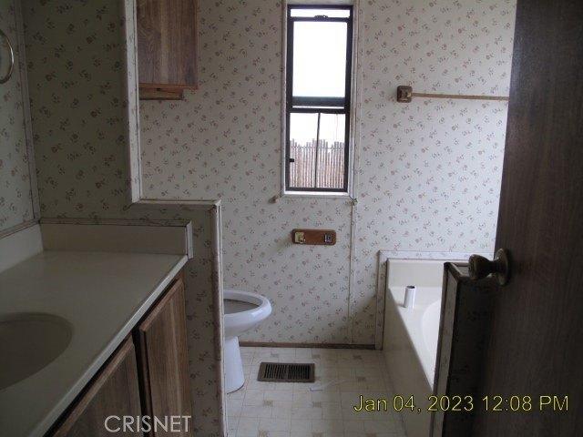 E Avenue T12, Littlerock, CA 93543