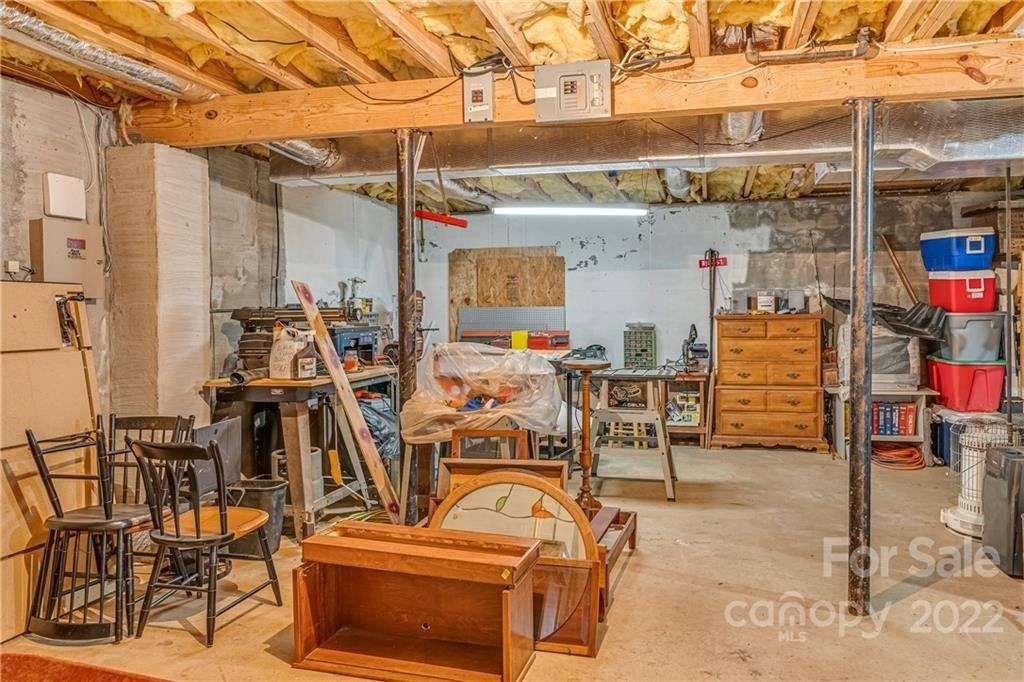 Tarragon Pl, Flat Rock, NC 28731