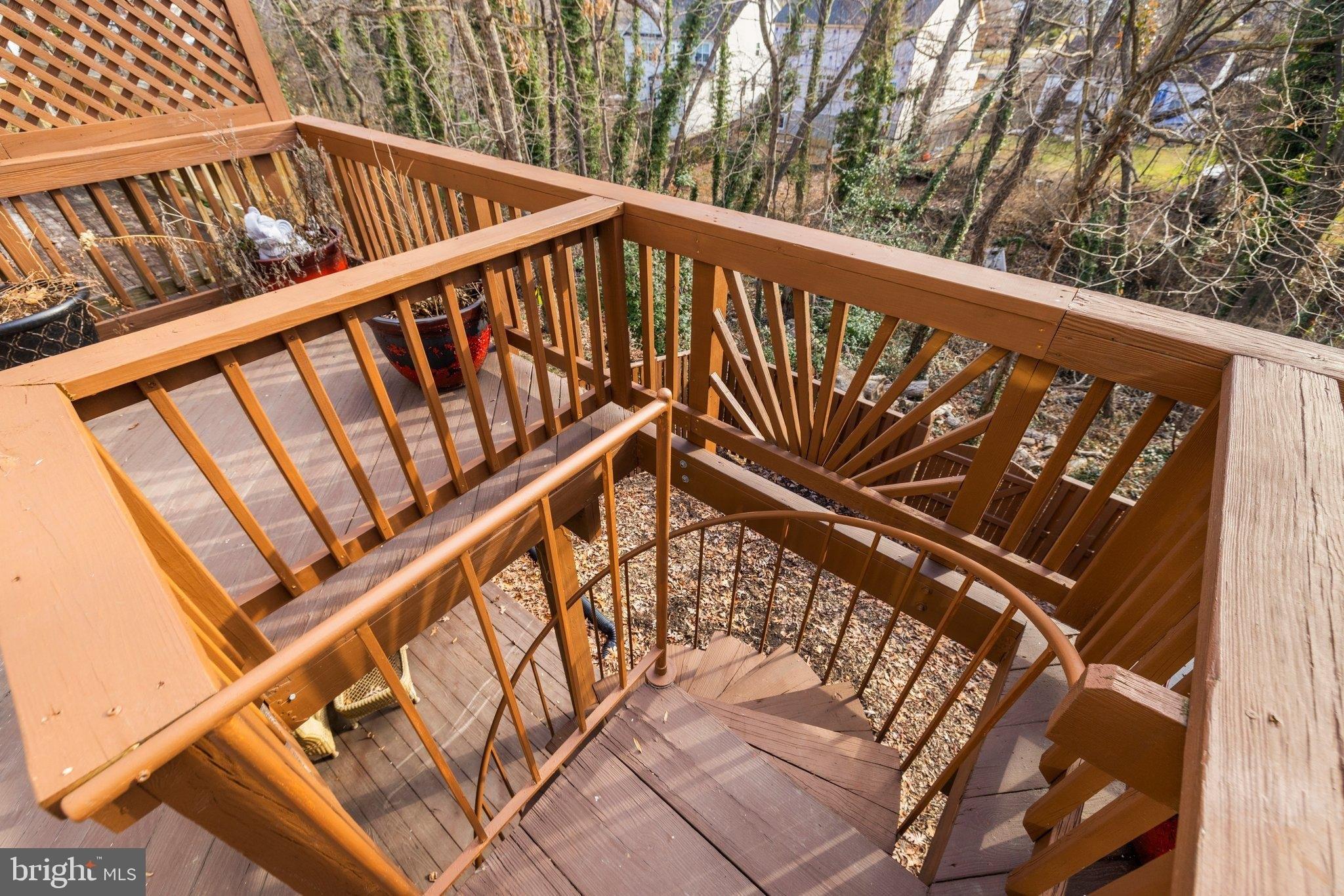 Magarity Ct, Falls Church, VA 22043