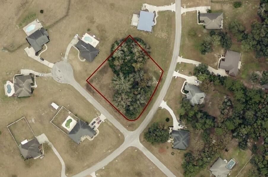 Sw Milkweed Ct, Lake City, FL 32024