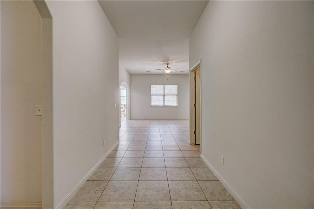 Sw 33rd St, Yukon, OK 73099