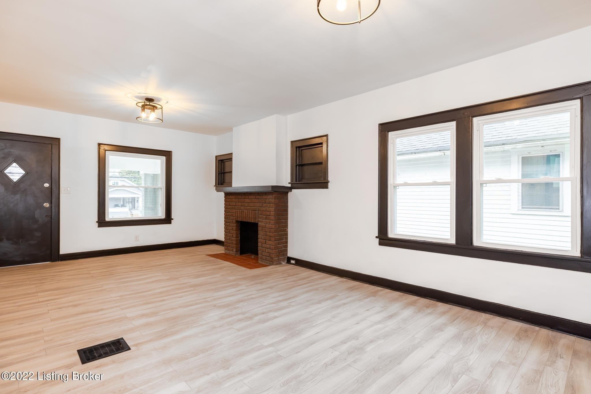 Virginia Ave, Louisville, KY 40211