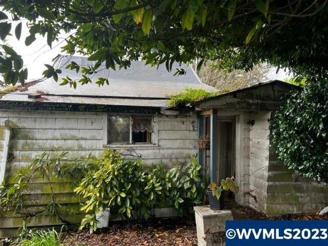 State St, North Bend, OR 97459