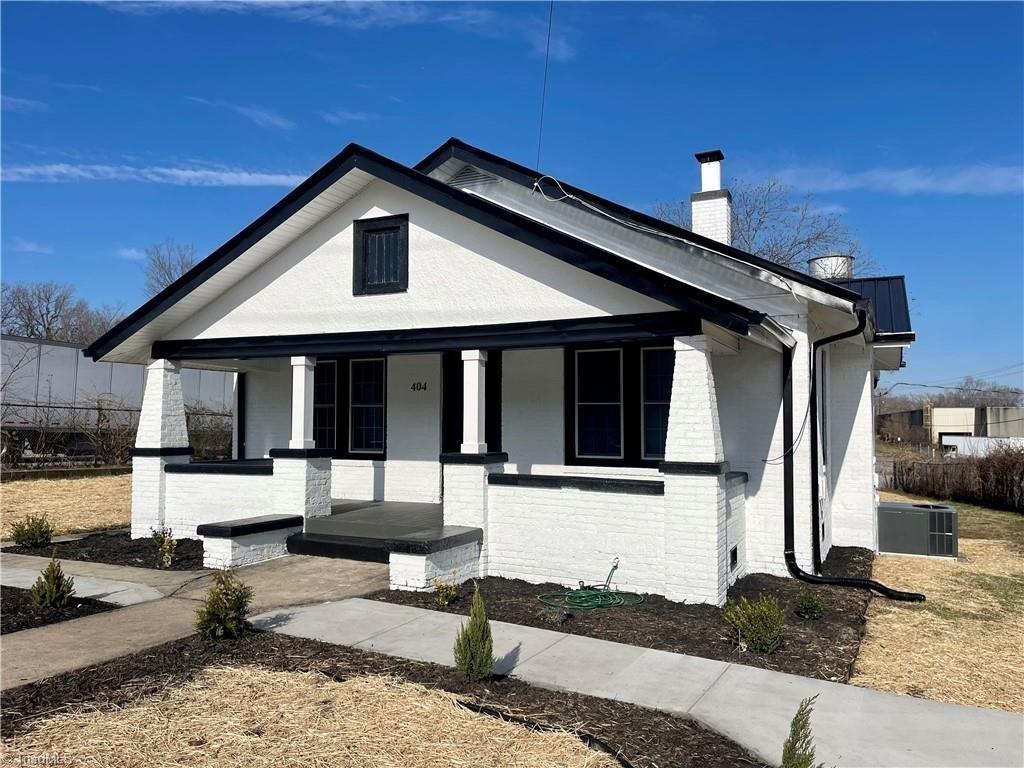 Lexington Ave, Thomasville, NC 27360