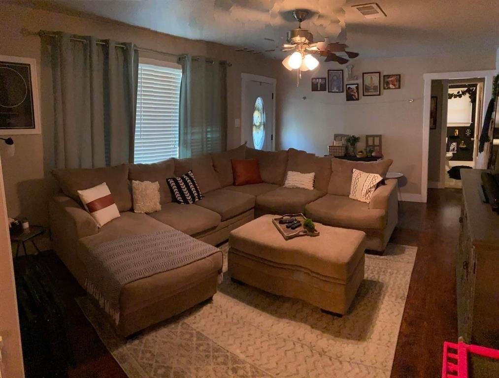 Odie Dr, Fort Worth, TX 76108