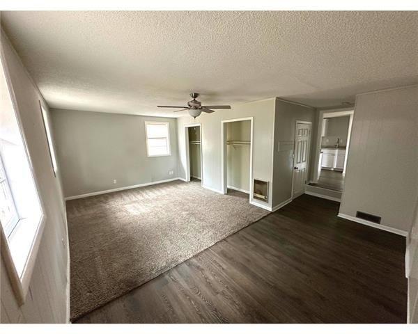 S Sibley St, Buckner, MO 64016