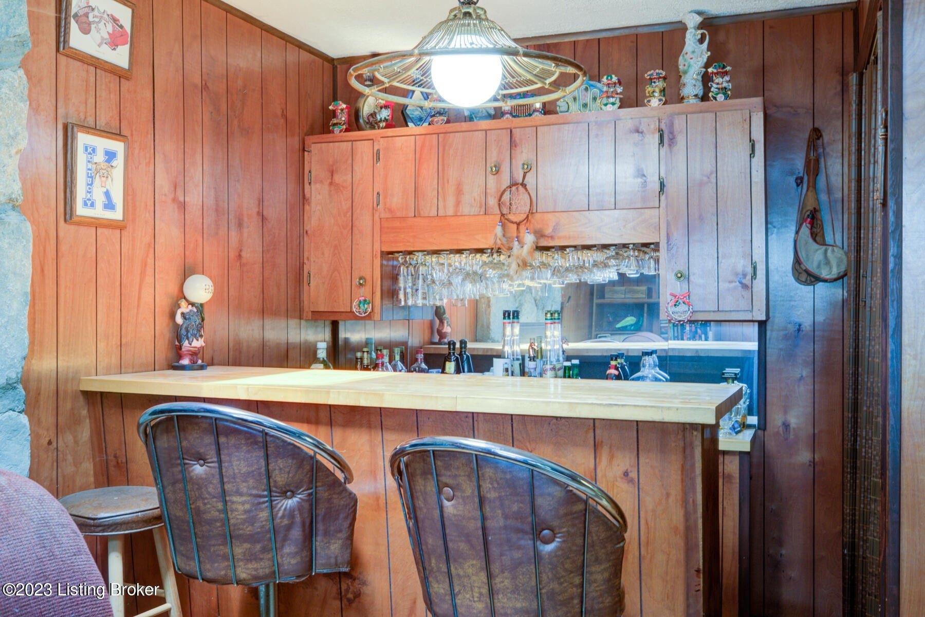 Omega St, Louisville, KY 40258