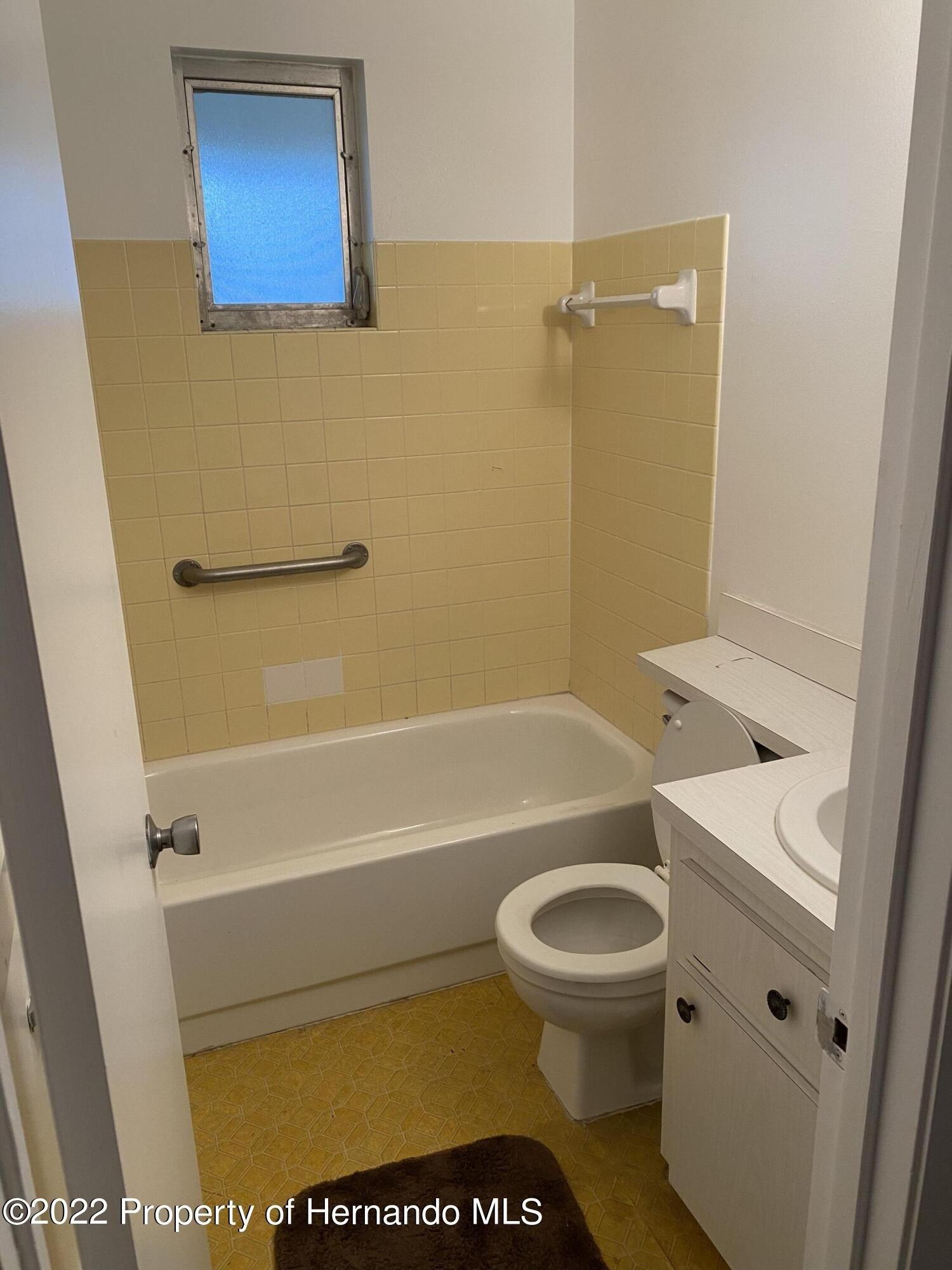 Midway St, Spring Hill, FL 34608