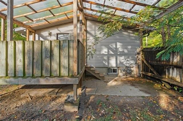 E Frederick St, Independence, MO 64050
