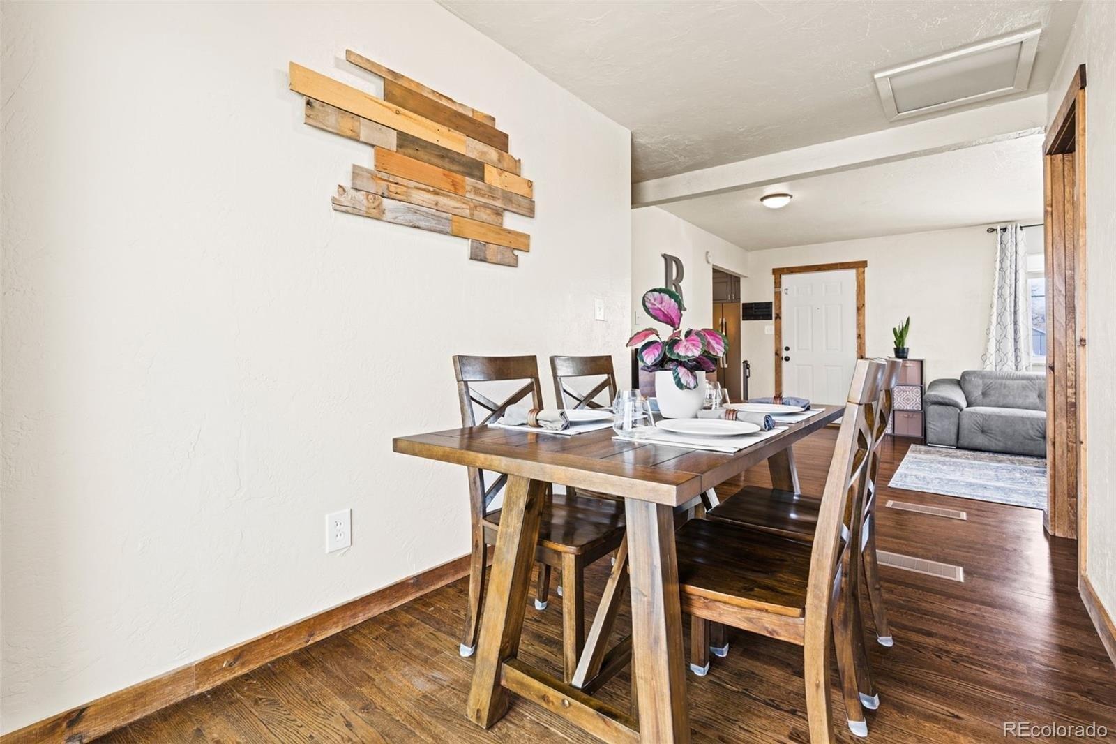 S Pierce St, Lakewood, CO 80232
